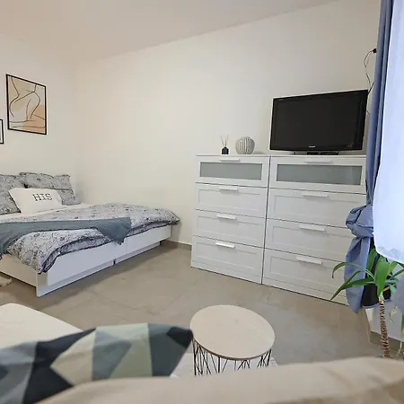 Fara No71 3 Apartamento *